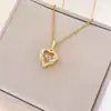 Colar para Mulheres Não Desbota Verão Pequeno e Fofo Temperamento Colar de Aço Titânio Versátil Joia de Alto Padrão Corrente Simples para Clavícula