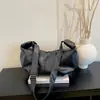 Bolsa plissada retrô de grande capacidade para mulheres, nova moda outono 2026, bolsa de ombro casual tipo bolinho para o dia a dia, de alto valor