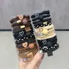 Ligas de goma marrones de alta calidad con sensación de lujo para atar el cabello, sencillas cuerdas para el cabello, populares, cuerda para la cabeza popular, alta elasticidad, duraderas, nuevo anillo para el cabello 2024