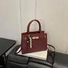 Bolsa de ombro estilosa e minimalista, perfeita para o dia a dia, uma bolsa quadrada pequena, nova coleção outono 2026, bolsa de mão casual para mulheres