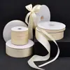 Fábrica de Fronteira Yiwu Flor de Fita Bege Decoração de Caixa de Bolo Fita Brinquedo Acessórios de Vestuário Logotipo Personalizável