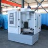 Centro de Procesamiento Máquina Herramienta 530 Fresadora CNC Vmc530 Centro de Mecanizado Vertical Pequeño Fabricante de Fresadora CNC Vertical