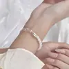 Pulseira de Prata Esterlina S925 Peixe Prateado Quebrado Pérola para Mulheres, Estilo Ins Design de Moda Nicho Pulseira de Amizade Atacado
