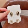 Nuevos Pendientes Franceses Retro de Camelia con Perlas para Mujer, Lujo Ligero, Pendientes de Alta Gama, Pendientes Versátiles