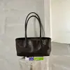 Bolsa de Ombro Única Cor Sólida Design Coreano Moda Estilo Retrô 2026 Bolsa Casual de Axila Grande Capacidade para Trabalho e Dia a Dia