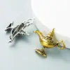 Europa y Estados Unidos personalidad transfronteriza retro broche de lámpara de Aladino aleación chapado pasador de seguridad antiguo accesorios de ramillete