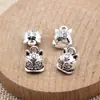 11X8.9X7.3Mm 1.75g Plata Antigua Más Vendido Retro Aleación de Zinc Accesorios Estilo Chino León Despertando Colgante