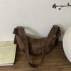 Moda Casual Outono 2025 Bolsa de Axila Formato Bolinho Estilosa Bolsa Croissant Bolsa de Ombro Único Transversal em Couro Fosco Retrô para Mulheres
