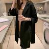 Marca de moda 2026 Primavera y Otoño Nueva moda para mujer Corte holgado Estilo británico Tallas grandes Longitud media Retro Gabardina
