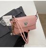 Bolso Pequeño de Diseño Nicho para Mujer 2025 Nuevo Moderno Retro para Viaje al Trabajo Bolso de Hombro Popular de Moda Bolso Cruzado Bolso Tipo Baguette Francés