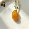 Pendente de ágata amarela natural da paz, pingente de jade redondo e roliço, pingente de calcedônia, novo estilo chinês cordão para pendurar acessório de colar de jade atacado