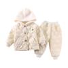 Roupas finas de algodão acolchoadas para bebês 2024 outono e inverno novos meninos e meninas casual cardigã engrossado de duas peças para crianças estilo ocidental roupas de inverno