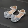 Zapatos de Princesa para Niña Pequeña 2026 Nuevas Sandalias de Suela Suave para Bebé Zapatos de Verano para Niños Lazo Perla Zapatos de Cristal para Niña Pequeña