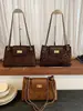 2026 Nova Bolsa Grande Acolchoada com Corrente Estilo Coreano Retro Diamante Texturizada para Mulheres para o Trabalho Ombro Único Transversal Bolsa de Mão Tendência