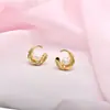 Pendientes de Perla con Forma de C y Textura Delicada, Adecuados para el Viaje Diario y Citas, Pendientes Versátiles de Alta Gama para Mujer, Plata 925