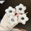 Pinza Bb de Alto Valor Estético con Estilo Puro y Deseable, Pinza para el Cabello de Felpa con Forma de Copo de Nieve y Corazón, Pinza para el Cabello de Lazo Versátil con Atmósfera Suave de Otoño e Invierno