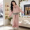 Conjunto de Primavera Estilo Coreano para Niñas con Conjunto Bordado de Dos Piezas Falsas, Nuevo Modelo 2026, Sudadera Elegante Estilo Coreano para Niñas, Conjunto de Moda para Niños