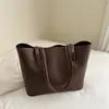 Bolsa Tote de Mão Estilo Novo 2025, Grande Capacidade, Cor Sólida, Bolsa de Ombro Simples, Casual e Versátil, Bolsa de Axila Feminina de Luxo Leve