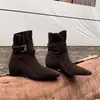 Botines finos de tacón bajo retro francés 2026 súper modernos y elegantes, estilo chic de principios de otoño color café, estilo old money, botines de tobillo con punta cuadrada