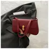 Bolso de Mano de Gran Capacidad para Mujer, Moderno y Casual, con Cerradura, Estilo Hombro y Axila, Nueva Tendencia Otoño 2025
