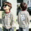 Camiseta infantil de algodão puro com listras e manga longa 2026 novo modelo estampa de desenho animado base para usar na primavera e no outono