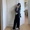 Cardigã de tricô macio e confortável estilo coreano em pelo de guaxinim cinza, uma jaqueta suéter solta e relaxada para mulheres, perfeita para outono e inverno