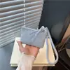 Moda Europea y Americana Elegante Color Puro Gamuza Gamuza Estilo Monedero Estilo Mini Cuello Halter Cuadrado Pequeño Bolso de Mujer