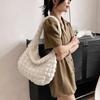 Comércio exterior nova bolsa nuvem plissada versátil moda ombro portátil bolsa dumpling grande capacidade algodão penugem axila bolsa feminina