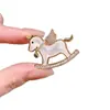 Broche de Caballo Mecedora Unicornio de Año Nuevo con Alas, Lindo Pin de Cristal, Decoración de Año Nuevo, Accesorio Anti-Exposición