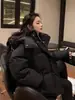 Chaqueta de Algodón Tallas Grandes Negra para Mujer, Nuevo Abrigo de Algodón Grueso de Invierno con Capucha, Chaqueta Puffer Corta Holgada Estilo Coreano