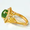 Anillo de calcedonia verde con forma de corazón doble con diseño hueco, ligero, de lujo, elegante, noble, sagrado, cálido y elegante.