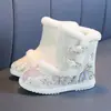 Zapatos Hanfu de estilo étnico Zapatos bordados para falda antigua con cara de caballo para niños Zapatos de Año Nuevo para niñas Abrigo antiguo Botas de algodón de invierno para bebé