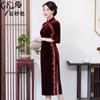 Chen Miaoyan otoño e invierno nuevo terciopelo dorado cheongsam mejorado Xi vestido de novia de suegra vestido de madre de boda fabricantes venta al por mayor