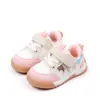 Primavera e Outono Novo Bebê Sola de Borracha Macia Antiderrapante Sapatos Infantis Moda Leve Respirável Sapatos de Bordado Mic Shoes BM13