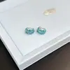 Exquisitos pendientes de aro con diamantes completos ultrabrillantes para mujer, nicho, sencillos, de moda, frescos, versátiles, pendientes de alta gama, joyería de moda