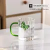 Copo de vidro, estiloso e bonito, adequado para uso doméstico, resistente ao calor, para beber água, café ou leite, com design de borboleta e padrão listrado