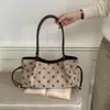Bolso de hombro tipo tote de gran capacidad, vintage de alta gama, para mujer, de lunares, tendencia nicho, estilo coreano, nuevo para otoño