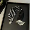 Colar de lenço de seda com pérolas e fecho magnético para mulheres, corrente fina para clavícula de verão, lenço pequeno retrô francês, lenço decorativo para o pescoço