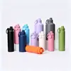 Botella de agua aislada de acero inoxidable 304 de gran capacidad, pintada en spray personalizada, perfecta para acampar al aire libre y deportes