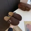 Zapatos Birkenstock retro de cuero con suela gruesa para mujer, nuevo modelo de otoño, mules cerrados sin cordones con suela blanda para uso en exteriores