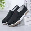 Novos Tênis Slip-On de Lona para Primavera e Outono Sapatos Casuais de Estudante Sapatos de Tecido Old Beijing Masculinos Sapatos para Homens de Meia-Idade e Idosos