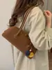 Bolsa Retrô de Nicho Transfronteiriça Feminina Grande Capacidade 2025 Nova Outono e Inverno Casual Bolsa de Ombro Axila Bolsa Almofada para Commuter