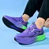 Nuevos zapatos de running transpirables de verano para hombre, tallas 46, 47 y 48, adecuados para adolescentes y estudiantes de secundaria, zapatillas deportivas ultraligeras y amortiguadoras, disponibles en tallas más grandes
