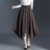 Falda de cuadros retro para mujer, nuevo estilo otoño 2026, de cintura alta, que cubre la cadera, de longitud media, elegante, versátil, falda irregular, de moda