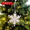 Decoraciones navideñas colgante acrílico blanco mariposa copo de nieve guirnalda árbol de Navidad adornos placa de palabras mixtos con purpurina