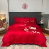 Casamento Quatro Peças Casamento Roupa de Cama de Casamento Capa de Colcha Bordada Cerimônia de Casamento Vermelha Quarto de Casamento Cama de Casamento Kit Festivo Estilo Chinês