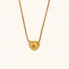 Europa e Estados Unidos transfronteiriços em renda de cânhamo dourada brincos de amor aço inoxidável banhado a ouro 18K temperamento personalidade mini colar feminino