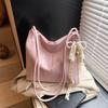Bolsos de Mujer de Moda para la Temporada Primavera/Verano 2025 Bolso de Hombro Versátil Bolso Balde Casual