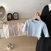 Roupas para Meninas Primavera Novo Estilo 0-2 Anos Bebê Cor Lisa Manga Longa Camiseta Bebê Fashionável Versátil Borda de Cogumelo Camiseta Básica