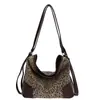 Bolsa Tote de Couro de Leopardo de Luxo para Mulheres 2025 Outono Nova Tendência Grande Capacidade Estilo Retrô Mochila de Ombro Único